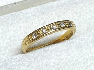 K18(18金) メレダイヤ付き リング